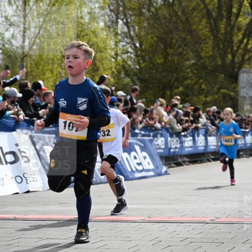 12.04.2026 - 45. Internationalen Wilhelmsburger Insellauf J. Mangold http://msf.ph/oto/9521984 12.04.2026 14:21:03 Ziel 257, 463, 437, 1616, 692, 696, 107, 818, 732, 756, 1603, 162 meine-sportfotos.de
