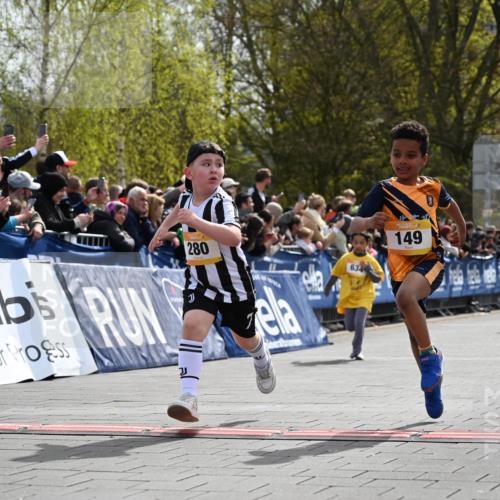 12.04.2026 - 45. Internationalen Wilhelmsburger Insellauf J. Mangold http://msf.ph/oto/9522009 12.04.2026 14:21:08 Ziel 756, 1603, 162, 280, 149, 634, 812, 618, 241 meine-sportfotos.de