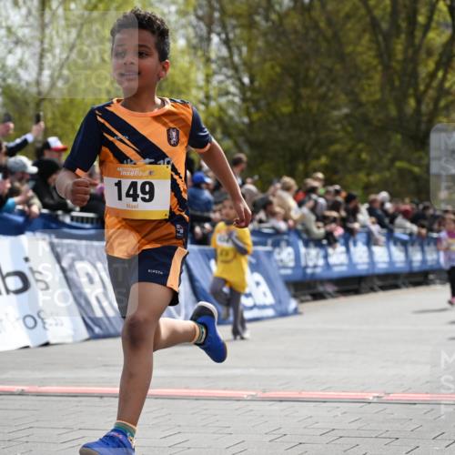 12.04.2026 - 45. Internationalen Wilhelmsburger Insellauf J. Mangold http://msf.ph/oto/9522014 12.04.2026 14:21:09 Ziel 162, 280, 149, 634, 812, 618, 241 meine-sportfotos.de