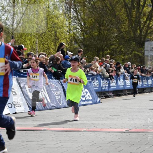 12.04.2026 - 45. Internationalen Wilhelmsburger Insellauf J. Mangold http://msf.ph/oto/9522031 12.04.2026 14:21:12 Ziel 280, 149, 634, 812, 618, 241, 306, 1001, 130, 126, 460, 821, 99, 771, 62, 768 meine-sportfotos.de