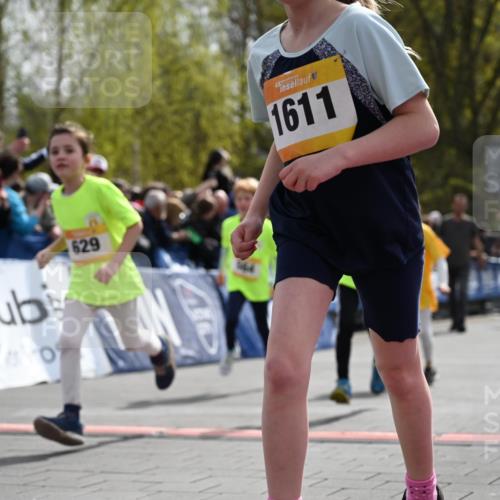 12.04.2026 - 45. Internationalen Wilhelmsburger Insellauf J. Mangold http://msf.ph/oto/9522091 12.04.2026 14:21:22 Ziel 937, 263, 139, 1611, 629, 566, 564, 607, 980, 1630, 991, 302 meine-sportfotos.de