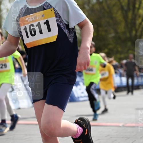12.04.2026 - 45. Internationalen Wilhelmsburger Insellauf J. Mangold http://msf.ph/oto/9522094 12.04.2026 14:21:22 Ziel 937, 263, 139, 1611, 629, 566, 564, 607, 980, 1630, 991, 302 meine-sportfotos.de