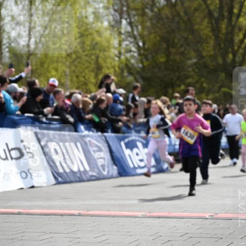 12.04.2026 - 45. Internationalen Wilhelmsburger Insellauf J. Mangold http://msf.ph/oto/9522118 12.04.2026 14:21:24 Ziel 139, 1611, 629, 566, 564, 607, 980, 1630, 991, 302, 562, 309, 282, 528 meine-sportfotos.de