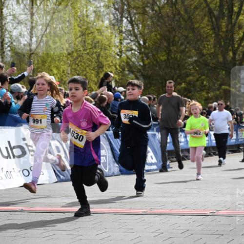 12.04.2026 - 45. Internationalen Wilhelmsburger Insellauf J. Mangold http://msf.ph/oto/9522128 12.04.2026 14:21:25 Ziel 629, 566, 564, 607, 980, 1630, 991, 302, 562, 309, 282, 528, 797, 984, 811, 128, 828 meine-sportfotos.de