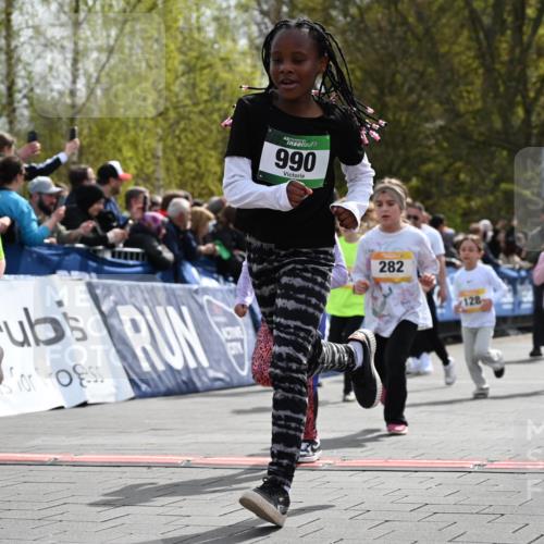 12.04.2026 - 45. Internationalen Wilhelmsburger Insellauf J. Mangold http://msf.ph/oto/9522140 12.04.2026 14:21:27 Ziel 980, 1630, 991, 302, 562, 309, 282, 528, 797, 984, 811, 128, 828, 1005, 925, 253 meine-sportfotos.de