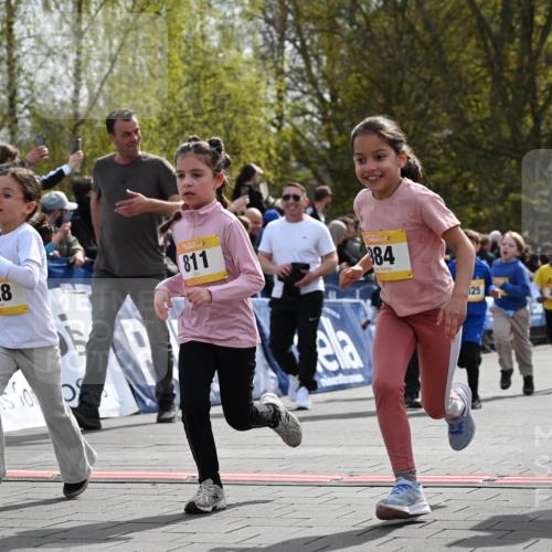 12.04.2026 - 45. Internationalen Wilhelmsburger Insellauf J. Mangold http://msf.ph/oto/9522161 12.04.2026 14:21:29 Ziel 1630, 991, 302, 562, 309, 282, 528, 797, 984, 811, 128, 828, 1005, 925, 253, 988, 964 meine-sportfotos.de