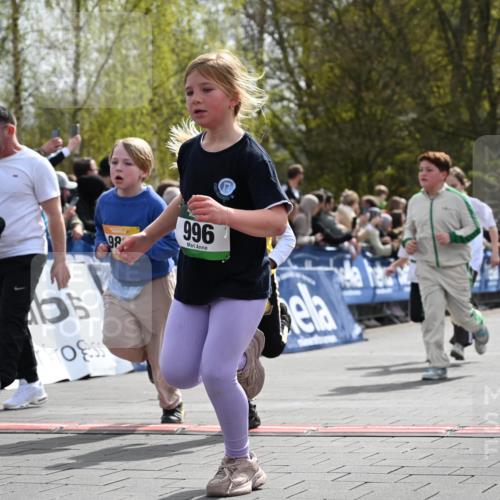 12.04.2026 - 45. Internationalen Wilhelmsburger Insellauf J. Mangold http://msf.ph/oto/9522169 12.04.2026 14:21:32 Ziel 528, 797, 984, 811, 128, 828, 1005, 925, 253, 988, 964, 972, 1627, 951 meine-sportfotos.de