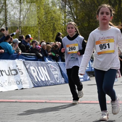 12.04.2026 - 45. Internationalen Wilhelmsburger Insellauf J. Mangold http://msf.ph/oto/9522191 12.04.2026 14:21:38 Ziel 972, 1627, 951, 260, 957, 823, 117, 558, 267, 657, 698, 678, 279 meine-sportfotos.de