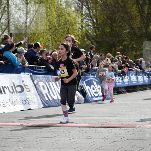 12.04.2026 - 45. Internationalen Wilhelmsburger Insellauf J. Mangold http://msf.ph/oto/9522202 12.04.2026 14:21:40 Ziel 1627, 951, 260, 957, 823, 117, 558, 267, 657, 698, 678, 279, 960 meine-sportfotos.de