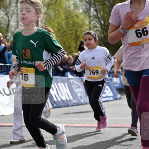 12.04.2026 - 45. Internationalen Wilhelmsburger Insellauf J. Mangold http://msf.ph/oto/9522251 12.04.2026 14:21:49 Ziel 838, 234, 111, 66, 136, 729, 769, 646, 159, 1622, 317, 283, 134, 316, 792, 763, 255, 65, 1617 meine-sportfotos.de