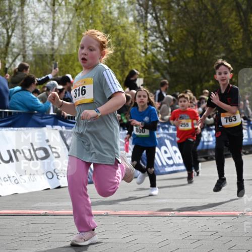 12.04.2026 - 45. Internationalen Wilhelmsburger Insellauf J. Mangold http://msf.ph/oto/9522273 12.04.2026 14:21:52 Ziel 136, 729, 769, 646, 159, 1622, 317, 283, 134, 316, 792, 763, 255, 65, 1617, 969, 799, 974, 482, 236 meine-sportfotos.de