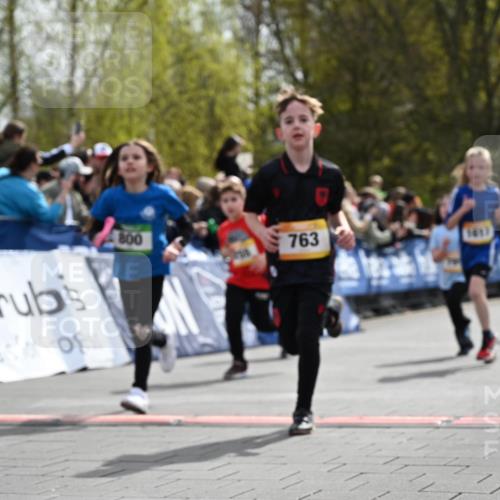 12.04.2026 - 45. Internationalen Wilhelmsburger Insellauf J. Mangold http://msf.ph/oto/9522279 12.04.2026 14:21:52 Ziel 136, 729, 769, 646, 159, 1622, 317, 283, 134, 316, 792, 763, 255, 65, 1617, 969, 799, 974, 482, 236 meine-sportfotos.de