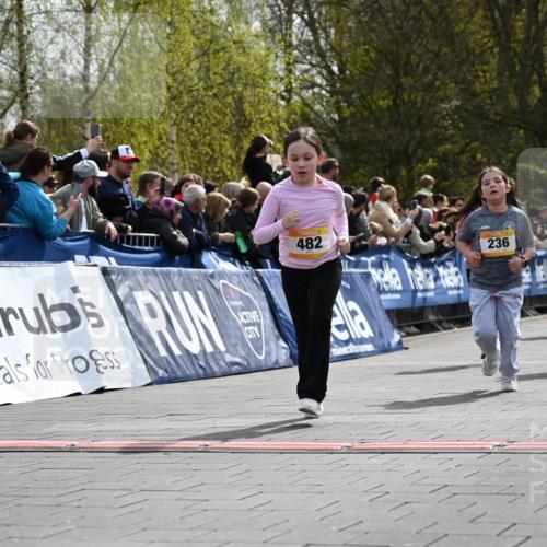 12.04.2026 - 45. Internationalen Wilhelmsburger Insellauf J. Mangold http://msf.ph/oto/9522298 12.04.2026 14:21:55 Ziel 316, 792, 763, 255, 65, 1617, 969, 799, 974, 482, 236, 810, 488, 814, 95 meine-sportfotos.de