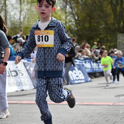 12.04.2026 - 45. Internationalen Wilhelmsburger Insellauf J. Mangold http://msf.ph/oto/9522314 12.04.2026 14:21:58 Ziel 969, 799, 974, 482, 236, 810, 488, 814, 95, 409, 595, 673, 924 meine-sportfotos.de