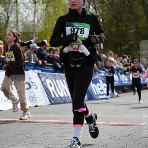 12.04.2026 - 45. Internationalen Wilhelmsburger Insellauf J. Mangold http://msf.ph/oto/9522356 12.04.2026 14:22:18 Ziel 1615, 289, 668, 926, 981, 1620, 414, 805, 272, 124, 731, 739 meine-sportfotos.de