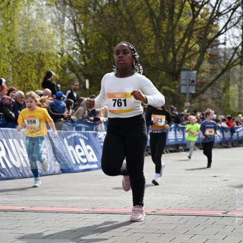12.04.2026 - 45. Internationalen Wilhelmsburger Insellauf J. Mangold http://msf.ph/oto/9522389 12.04.2026 14:22:29 Ziel 580, 835, 752, 761, 559, 315, 973, 555, 1629, 56 meine-sportfotos.de