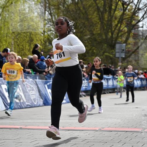 12.04.2026 - 45. Internationalen Wilhelmsburger Insellauf J. Mangold http://msf.ph/oto/9522391 12.04.2026 14:22:29 Ziel 580, 835, 752, 761, 559, 315, 973, 555, 1629, 56 meine-sportfotos.de