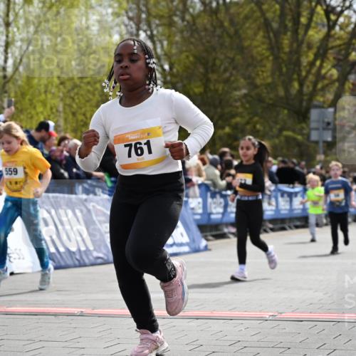 12.04.2026 - 45. Internationalen Wilhelmsburger Insellauf J. Mangold http://msf.ph/oto/9522393 12.04.2026 14:22:29 Ziel 580, 835, 752, 761, 559, 315, 973, 555, 1629, 56 meine-sportfotos.de