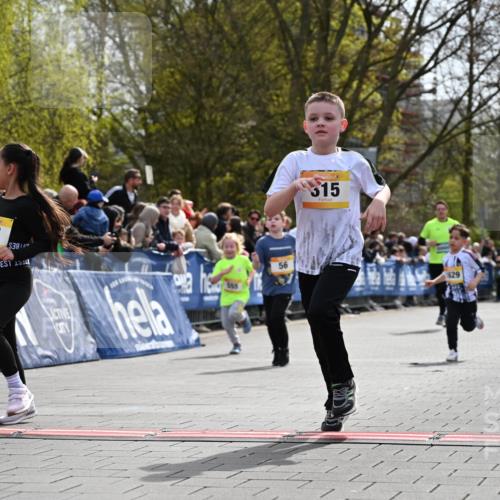 12.04.2026 - 45. Internationalen Wilhelmsburger Insellauf J. Mangold http://msf.ph/oto/9522399 12.04.2026 14:22:30 Ziel 580, 835, 752, 761, 559, 315, 973, 555, 1629, 56 meine-sportfotos.de
