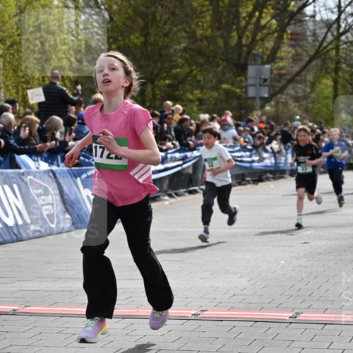 12.04.2026 - 45. Internationalen Wilhelmsburger Insellauf J. Mangold http://msf.ph/oto/9522632 12.04.2026 14:34:23 Ziel 1014, 1731, 1722, 32, 33, 104, 314, 1718 meine-sportfotos.de