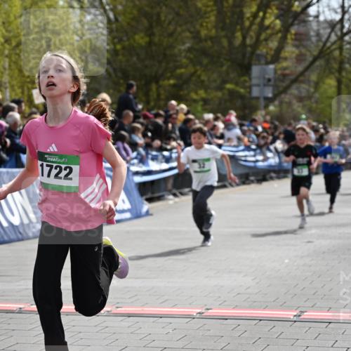 12.04.2026 - 45. Internationalen Wilhelmsburger Insellauf J. Mangold http://msf.ph/oto/9522634 12.04.2026 14:34:23 Ziel 1014, 1731, 1722, 32, 33, 104, 314, 1718 meine-sportfotos.de