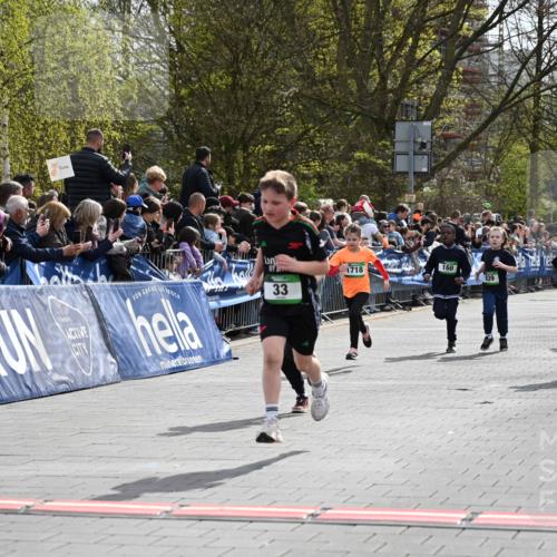 12.04.2026 - 45. Internationalen Wilhelmsburger Insellauf J. Mangold http://msf.ph/oto/9522645 12.04.2026 14:34:25 Ziel 1731, 1722, 32, 33, 104, 314, 1718, 160, 483, 839, 1713 meine-sportfotos.de
