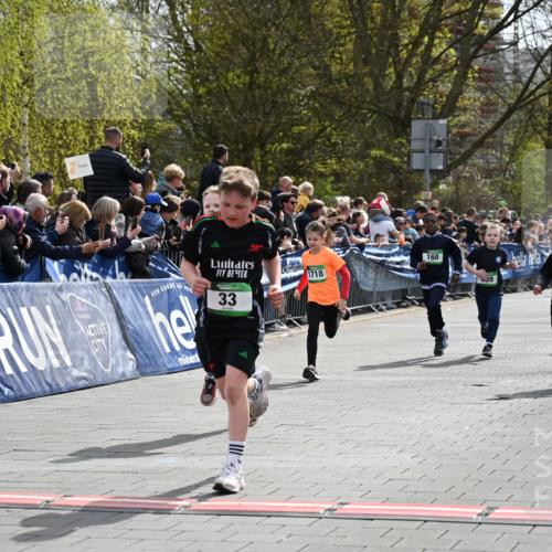 12.04.2026 - 45. Internationalen Wilhelmsburger Insellauf J. Mangold http://msf.ph/oto/9522650 12.04.2026 14:34:25 Ziel 1731, 1722, 32, 33, 104, 314, 1718, 160, 483, 839, 1713 meine-sportfotos.de