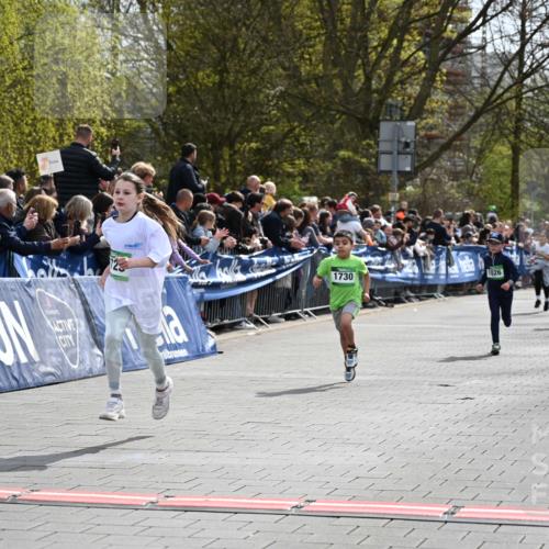 12.04.2026 - 45. Internationalen Wilhelmsburger Insellauf J. Mangold http://msf.ph/oto/9522685 12.04.2026 14:34:30 Ziel 104, 314, 1718, 160, 483, 839, 1713, 1723, 1730, 115, 1026, 1712 meine-sportfotos.de