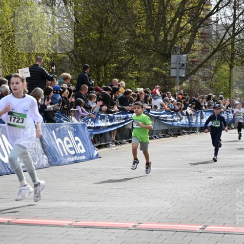 12.04.2026 - 45. Internationalen Wilhelmsburger Insellauf J. Mangold http://msf.ph/oto/9522689 12.04.2026 14:34:30 Ziel 104, 314, 1718, 160, 483, 839, 1713, 1723, 1730, 115, 1026, 1712 meine-sportfotos.de