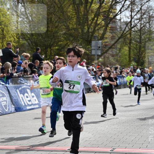 12.04.2026 - 45. Internationalen Wilhelmsburger Insellauf J. Mangold http://msf.ph/oto/9522730 12.04.2026 14:34:36 Ziel 115, 1026, 1712, 809, 27, 332, 305, 853, 28, 146, 841, 1076, 1711, 443 meine-sportfotos.de