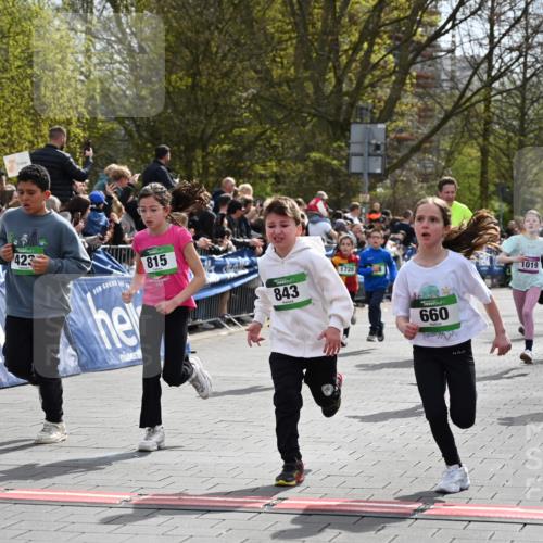 12.04.2026 - 45. Internationalen Wilhelmsburger Insellauf J. Mangold http://msf.ph/oto/9522791 12.04.2026 14:34:44 Ziel 443, 291, 144, 995, 590, 436, 110, 524, 660, 843, 815, 423, 16, 837, 311, 589, 808, 1720 meine-sportfotos.de