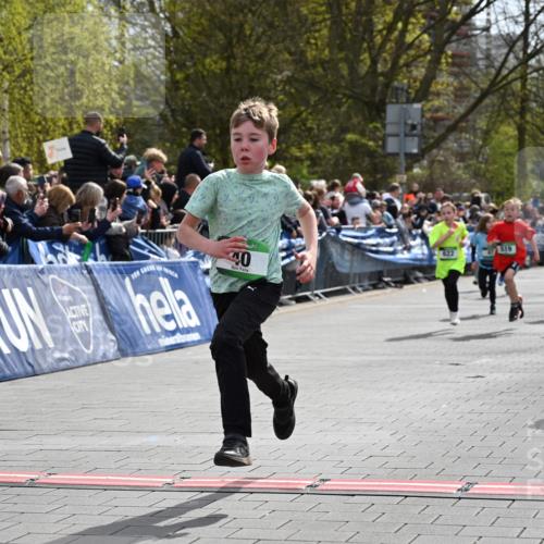 12.04.2026 - 45. Internationalen Wilhelmsburger Insellauf J. Mangold http://msf.ph/oto/9522832 12.04.2026 14:34:52 Ziel 538, 40, 303, 993, 519, 999, 622, 471, 356, 47, 1021, 485, 489, 1016 meine-sportfotos.de