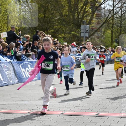 12.04.2026 - 45. Internationalen Wilhelmsburger Insellauf J. Mangold http://msf.ph/oto/9522888 12.04.2026 14:35:01 Ziel 122, 476, 472, 575, 287, 326, 464, 1706, 346, 1726, 556, 840, 864, 288, 1725, 550, 527, 1721, 616, 816 meine-sportfotos.de