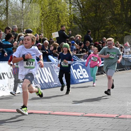 12.04.2026 - 45. Internationalen Wilhelmsburger Insellauf J. Mangold http://msf.ph/oto/9522924 12.04.2026 14:35:07 Ziel 550, 527, 1721, 616, 816, 677, 69, 470, 1750, 163, 166 meine-sportfotos.de