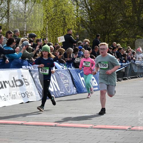 12.04.2026 - 45. Internationalen Wilhelmsburger Insellauf J. Mangold http://msf.ph/oto/9522929 12.04.2026 14:35:08 Ziel 1721, 616, 816, 677, 69, 470, 1750, 163, 166, 836, 869 meine-sportfotos.de