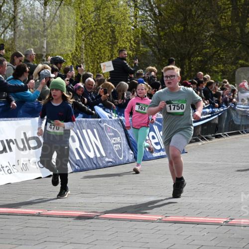 12.04.2026 - 45. Internationalen Wilhelmsburger Insellauf J. Mangold http://msf.ph/oto/9522931 12.04.2026 14:35:08 Ziel 1721, 616, 816, 677, 69, 470, 1750, 163, 166, 836, 869 meine-sportfotos.de