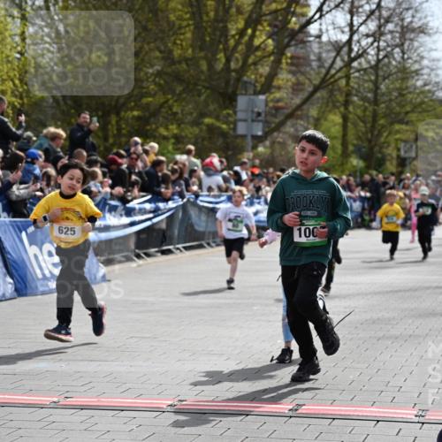 12.04.2026 - 45. Internationalen Wilhelmsburger Insellauf J. Mangold http://msf.ph/oto/9522996 12.04.2026 14:35:20 Ziel 1703, 156, 659, 873, 142, 522, 1009, 419, 80, 366, 574 meine-sportfotos.de