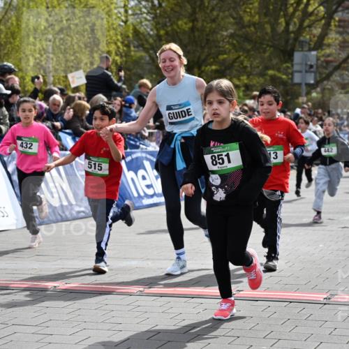 12.04.2026 - 45. Internationalen Wilhelmsburger Insellauf J. Mangold http://msf.ph/oto/9523082 12.04.2026 14:35:38 Ziel 334, 514, 594, 680, 851, 515, 432, 513, 442, 603, 364, 425, 813, 674, 1724 meine-sportfotos.de