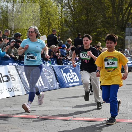 12.04.2026 - 45. Internationalen Wilhelmsburger Insellauf J. Mangold http://msf.ph/oto/9523130 12.04.2026 14:35:47 Ziel 118, 322, 525, 77, 549, 1729, 606, 13, 850, 481, 81 meine-sportfotos.de