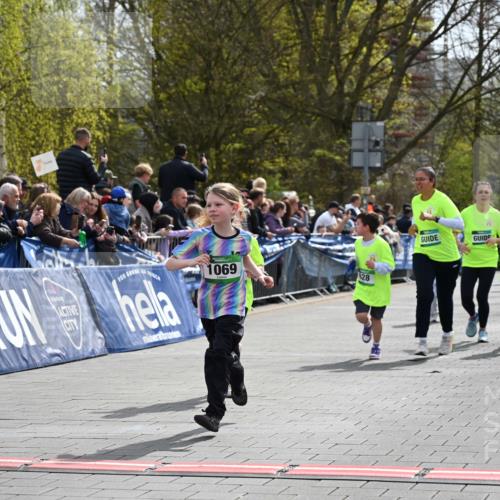 12.04.2026 - 45. Internationalen Wilhelmsburger Insellauf J. Mangold http://msf.ph/oto/9523162 12.04.2026 14:35:54 Ziel 850, 481, 81, 1069, 583, 628, 557, 585, 79, 76 meine-sportfotos.de