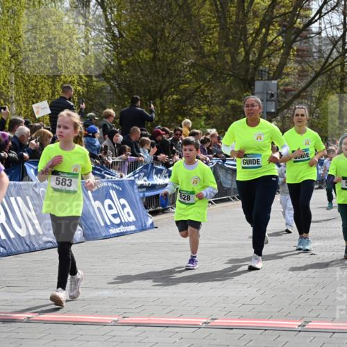 12.04.2026 - 45. Internationalen Wilhelmsburger Insellauf J. Mangold http://msf.ph/oto/9523177 12.04.2026 14:35:55 Ziel 81, 1069, 583, 628, 557, 585, 79, 76, 344, 90 meine-sportfotos.de