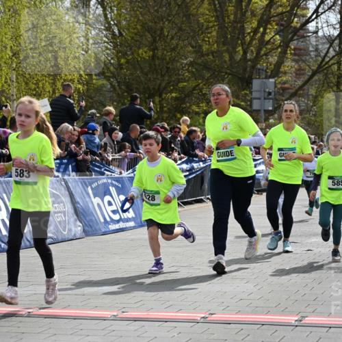 12.04.2026 - 45. Internationalen Wilhelmsburger Insellauf J. Mangold http://msf.ph/oto/9523181 12.04.2026 14:35:55 Ziel 81, 1069, 583, 628, 557, 585, 79, 76, 344, 90 meine-sportfotos.de