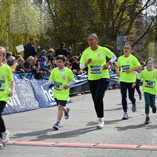 12.04.2026 - 45. Internationalen Wilhelmsburger Insellauf J. Mangold http://msf.ph/oto/9523184 12.04.2026 14:35:55 Ziel 81, 1069, 583, 628, 557, 585, 79, 76, 344, 90 meine-sportfotos.de