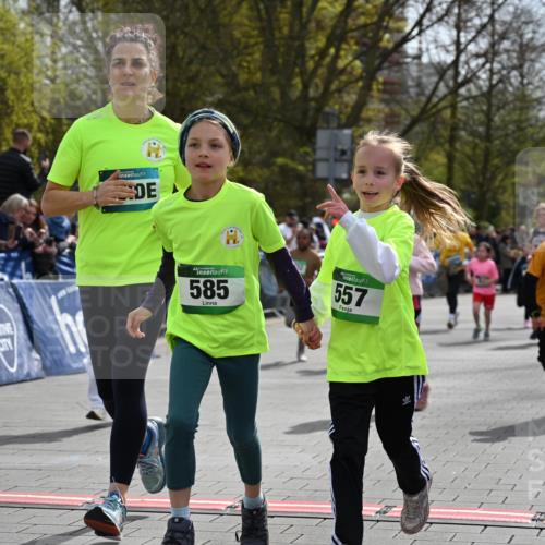 12.04.2026 - 45. Internationalen Wilhelmsburger Insellauf J. Mangold http://msf.ph/oto/9523197 12.04.2026 14:35:57 Ziel 1069, 583, 628, 557, 585, 79, 76, 344, 90, 1732 meine-sportfotos.de