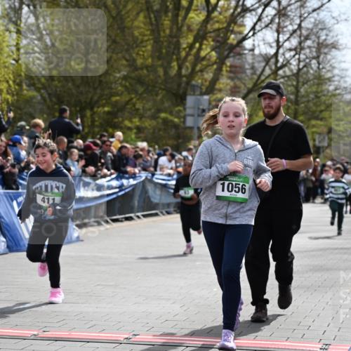 12.04.2026 - 45. Internationalen Wilhelmsburger Insellauf J. Mangold http://msf.ph/oto/9523240 12.04.2026 14:36:04 Ziel 1732, 847, 641, 1056, 411, 93, 148, 1710, 863 meine-sportfotos.de