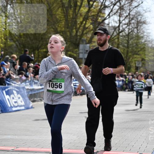 12.04.2026 - 45. Internationalen Wilhelmsburger Insellauf J. Mangold http://msf.ph/oto/9523248 12.04.2026 14:36:05 Ziel 847, 641, 1056, 411, 93, 148, 1710, 863 meine-sportfotos.de