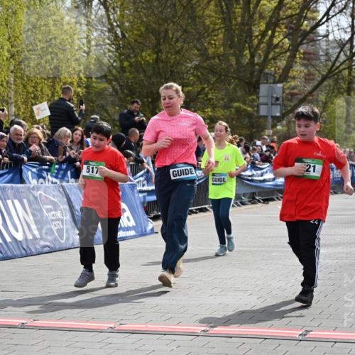 12.04.2026 - 45. Internationalen Wilhelmsburger Insellauf J. Mangold http://msf.ph/oto/9523314 12.04.2026 14:36:20 Ziel 1024, 517, 521 meine-sportfotos.de