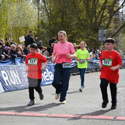12.04.2026 - 45. Internationalen Wilhelmsburger Insellauf J. Mangold http://msf.ph/oto/9523316 12.04.2026 14:36:20 Ziel 1024, 517, 521 meine-sportfotos.de