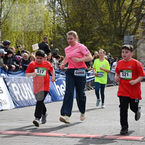 12.04.2026 - 45. Internationalen Wilhelmsburger Insellauf J. Mangold http://msf.ph/oto/9523318 12.04.2026 14:36:20 Ziel 1024, 517, 521 meine-sportfotos.de