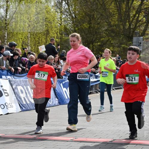 12.04.2026 - 45. Internationalen Wilhelmsburger Insellauf J. Mangold http://msf.ph/oto/9523319 12.04.2026 14:36:20 Ziel 1024, 517, 521 meine-sportfotos.de